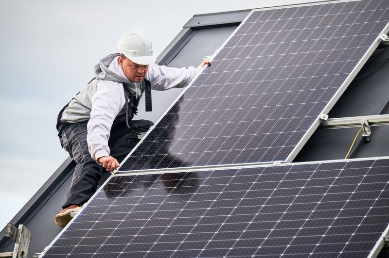 Solar Panel Maintenance in Warren